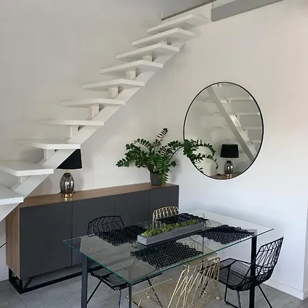 Ekskluzywny Penthouse Z Ogrodem W Centrum Lodzi Appartamento